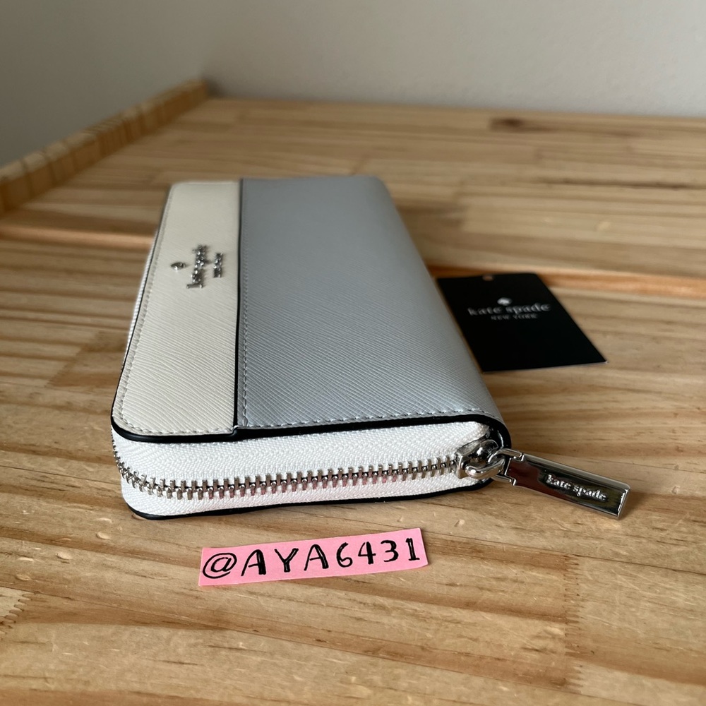 Kate Spade Wallet🎈🎈 - Picture 3 of 8